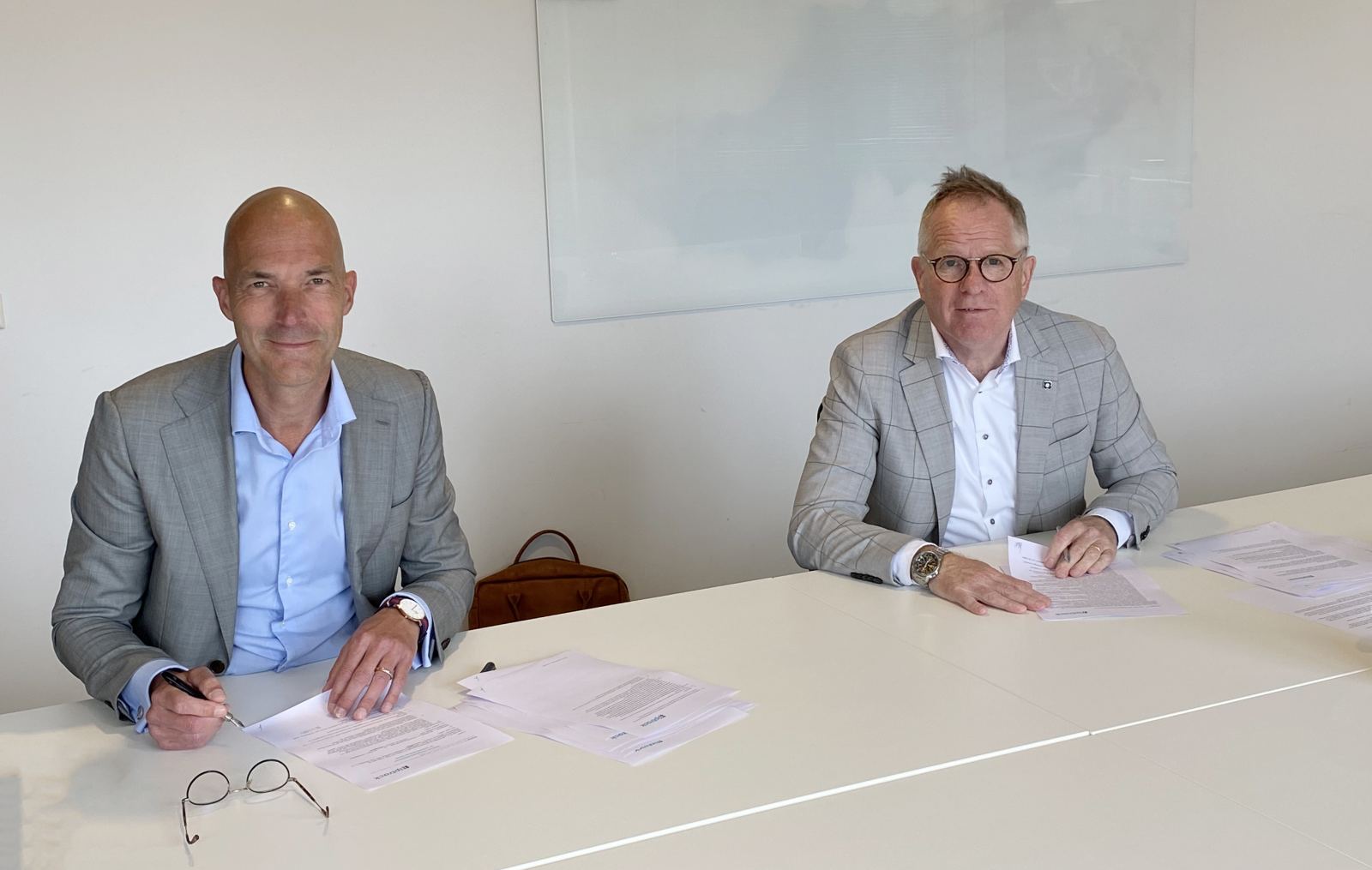 ondertekening FCB Tiptrack